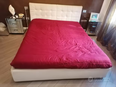 Letto matrimoniale