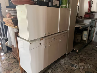 Mobili per cucina