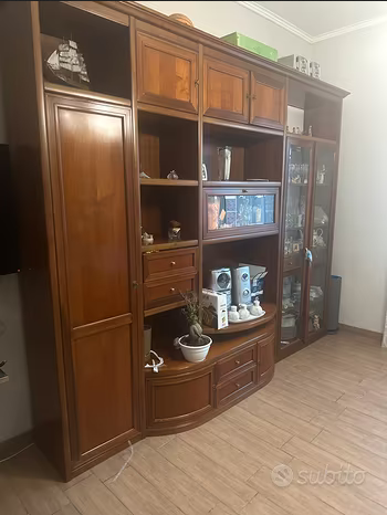 Parete attrezzata