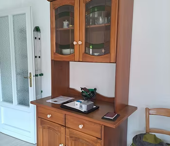 Mobile credenza