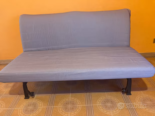 Divano IKEA