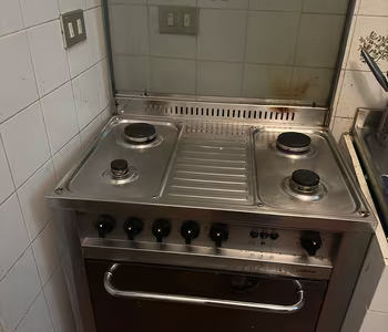 Cucina con forno a gas