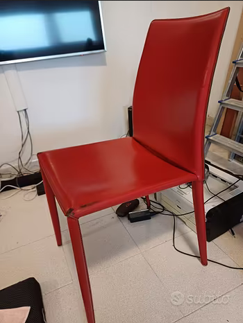 Sedie in pelle rossa